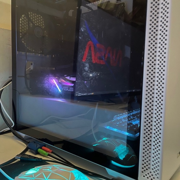 GAMING PC WITH MONITER - Picture 2 of 4